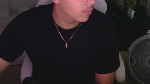 Snapshot of sxrrylol chatting on 06-13-26, 01:25 sxrrylol online show from 06-13-26, 01:25