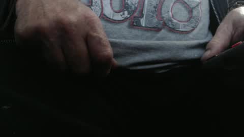 Snapshot of sxulx2c chatting on 01-02-25, 09:43 sxulx2c online show from 01-02-25, 09:43