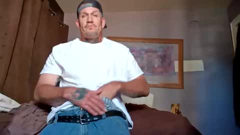 Snapshot of sydeswype7 chatting on 10-24-25, 05:42 sydeswype7 online show from 10-24-25, 05:42