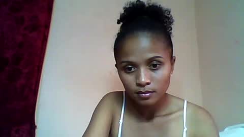 Snapshot of sylvaniah01 chatting on 06-04-26, 01:17 sylvaniah01 online show from 06-04-26, 01:17