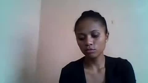 Snapshot of sylvaniah01 chatting on 06-11-26, 06:44 sylvaniah01 online show from 06-11-26, 06:44