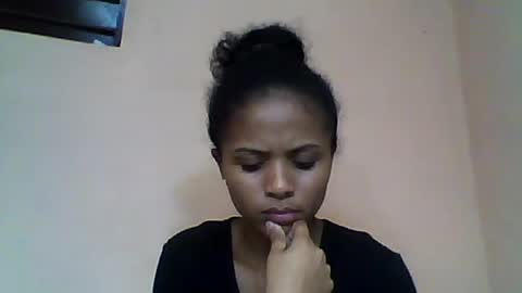 Snapshot of sylvaniah01 chatting on 06-11-26, 06:50 sylvaniah01 online show from 06-11-26, 06:50