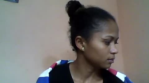 Snapshot of sylvaniah01 chatting on 06-24-26, 05:28 sylvaniah01 online show from 06-24-26, 05:28