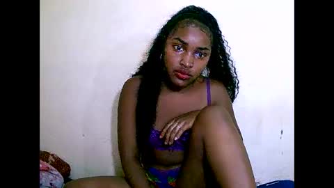 sylviasexy27 online show from 12-07-24, 03:30