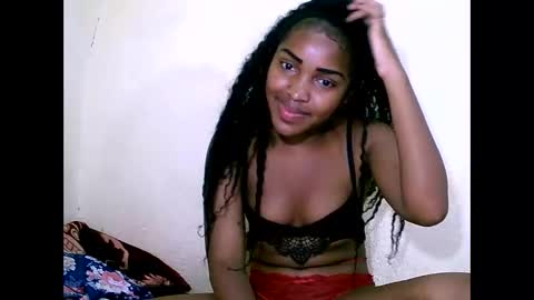sylviasexy27 online show from 01-01-25, 10:46