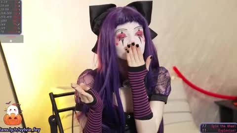 Snapshot of sylvie_fey chatting on 11-01-25, 12:12 Sylvie online show from 11-01-25, 12:12