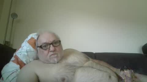 Snapshot of synek65 chatting on 12-06-24, 01:22 synek65 online show from 12-06-24, 01:22