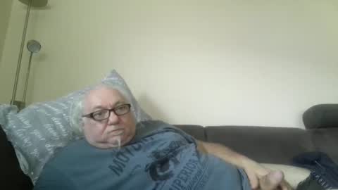 Snapshot of synek65 chatting on 12-28-24, 09:52 synek65 online show from 12-28-24, 09:52