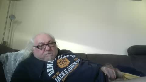 Snapshot of synek65 chatting on 01-03-25, 01:47 synek65 online show from 01-03-25, 01:47