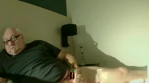 Snapshot of synek65 chatting on 01-17-25, 06:44 synek65 online show from 01-17-25, 06:44