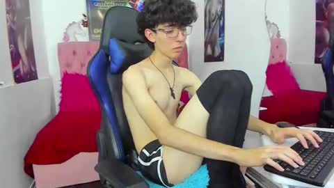 Syriussz online show from 01-14-26, 07:41