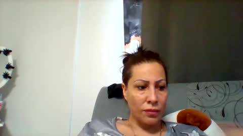 Snapshot of szeszi1985 chatting on 12-02-25, 09:47 szeszi1985 online show from 12-02-25, 09:47