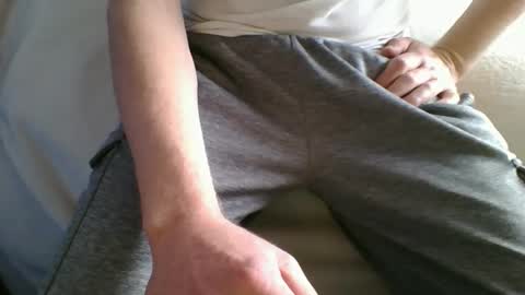 t8xxx3 online show from 03-12-25, 03:07