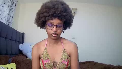 Snapshot of t_okyo chatting on 12-09-24, 06:12 TOKYO online show from 12-09-24, 06:12