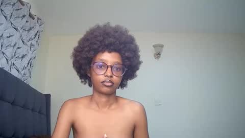 Snapshot of t_okyo chatting on 12-25-24, 09:13 TOKYO online show from 12-25-24, 09:13