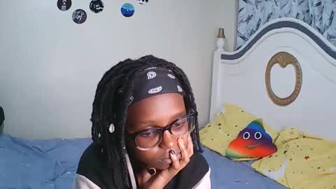 Snapshot of t_okyo chatting on 11-13-25, 03:16 TOKYO online show from 11-13-25, 03:16