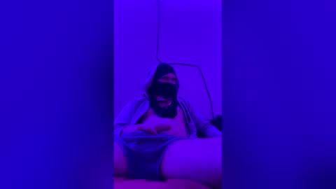 Snapshot of t_wilo chatting on 02-17-26, 12:51 t_wilo online show from 02-17-26, 12:51