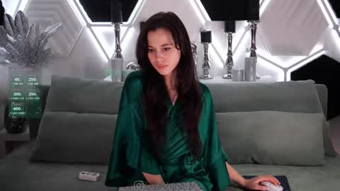 Snapshot of taanni_bc chatting on 02-25-25, 08:25 TAANNI online show from 02-25-25, 08:25