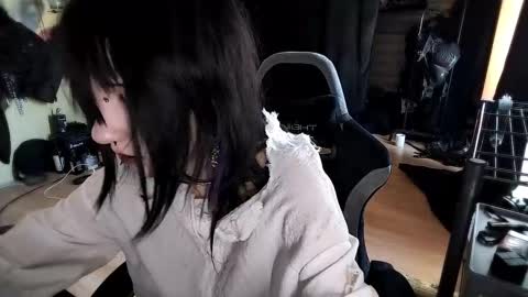 Snapshot of tabethashempert chatting on 02-18-26, 11:06 Lina online show from 02-18-26, 11:06