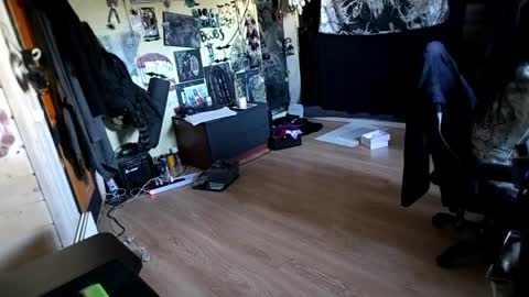 Lina online show from 04-17-26, 03:04