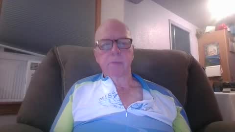 tacrunner66_ online show from 09-27-25, 05:12