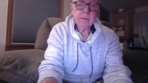 tacrunner66_ online show from 10-12-25, 02:54