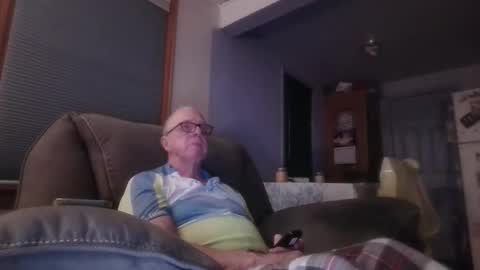 tacrunner66_ online show from 10-23-25, 03:06