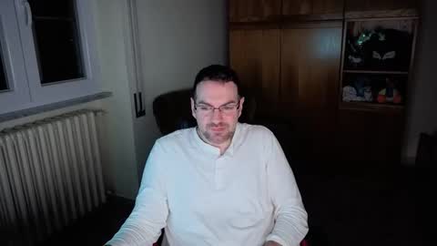 Snapshot of taf1989 chatting on 05-21-26, 11:34 taf1989 online show from 05-21-26, 11:34