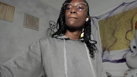 Tahira online show from 10-27-25, 06:56