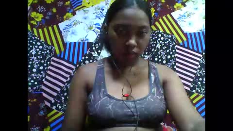 Snapshot of tahiriniah chatting on 02-11-26, 02:49 tahiriniah online show from 02-11-26, 02:49