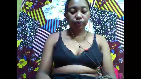 Snapshot of tahiriniah chatting on 02-12-26, 06:25 tahiriniah online show from 02-12-26, 06:25
