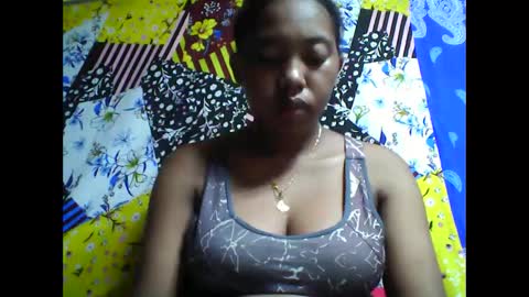Snapshot of tahiriniah chatting on 02-18-26, 02:40 tahiriniah online show from 02-18-26, 02:40
