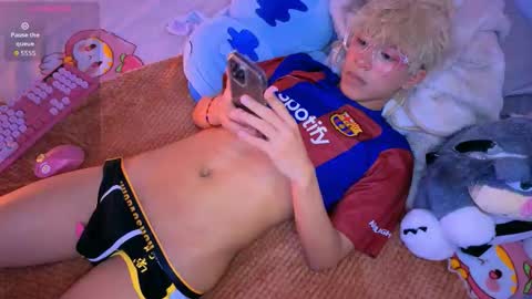 taichi online show from 10-30-25, 06:30