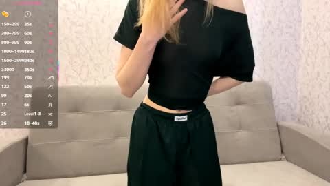 Tessa online show from 04-09-26, 03:06