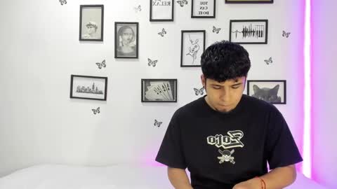 Liam and Juli online show from 01-06-25, 04:47