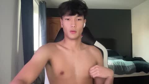 Snapshot of taiob283 chatting on 11-19-25, 03:34 Ben online show from 11-19-25, 03:34