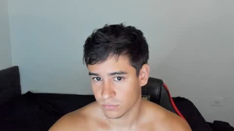 Snapshot of tairoanddagnye chatting on 01-28-25, 06:39 Tairo online show from 01-28-25, 06:39