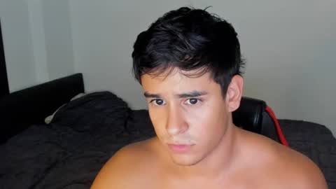 Snapshot of tairoanddagnye chatting on 02-05-25, 08:21 Tairo online show from 02-05-25, 08:21