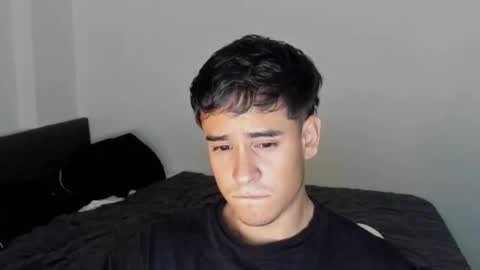 Snapshot of tairoanddagnye chatting on 02-14-25, 03:22 Tairo online show from 02-14-25, 03:22