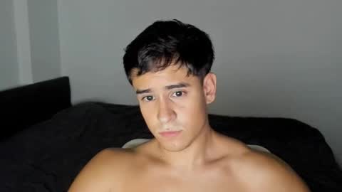 Snapshot of tairoanddagnye chatting on 02-16-25, 07:15 Tairo online show from 02-16-25, 07:15