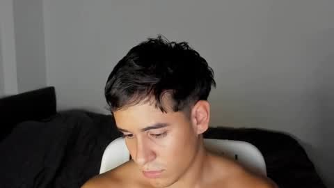 Snapshot of tairoanddagnye chatting on 02-16-25, 10:21 Tairo online show from 02-16-25, 10:21