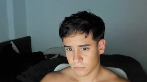 Snapshot of tairoanddagnye chatting on 02-16-25, 01:27 Tairo online show from 02-16-25, 01:27