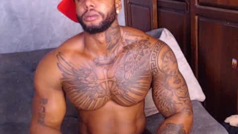 Tairon Tucke online show from 02-02-25, 08:02