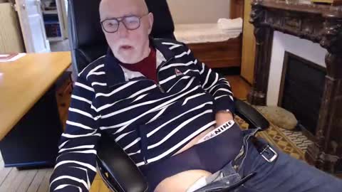 taisabaki54 online show from 12-04-24, 01:09