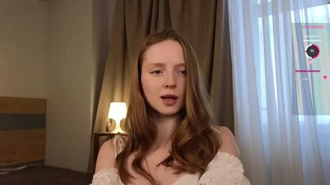 Snapshot of taitatkins chatting on 03-04-25, 08:24 Emily online show from 03-04-25, 08:24