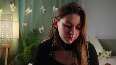 Snapshot of taithelme chatting on 06-09-26, 01:50 Molly online show from 06-09-26, 01:50