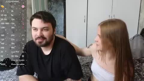 Snapshot of taiti_fox_cub chatting on 06-22-26, 09:17 taiti_fox_cub online show from 06-22-26, 09:17