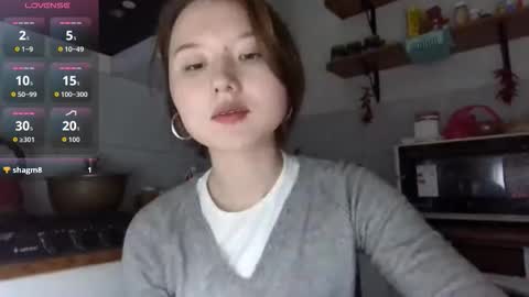 Lily online show from 11-26-25, 02:29