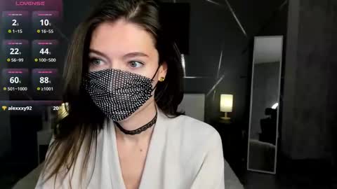 Sasha online show from 12-04-25, 01:48