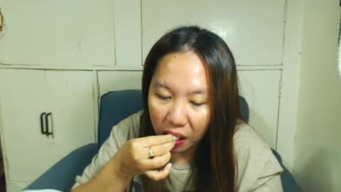 Snapshot of takemetoheavenbaby chatting on 12-27-24, 03:37 anne online show from 12-27-24, 03:37